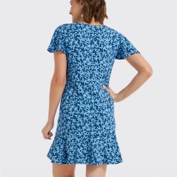 Draper James Grotto V Neck Flutter Sleeve Floral Dress in Blue Size 3X - Picture 3 of 8
